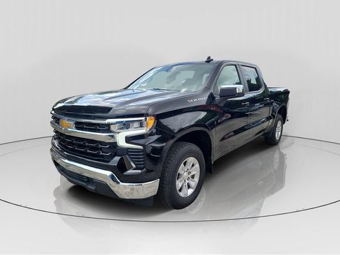Used 2025 Chevrolet Silverado 1500 LT RWD image 3