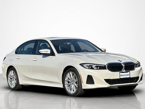 Used 2023 BMW 330i Sedan w/ Premium Package RWD image 7