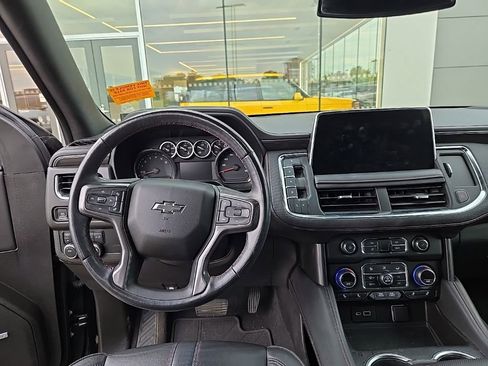 Used 2021 Chevrolet Tahoe RST w/ Luxury Package AWD/4WD image 14