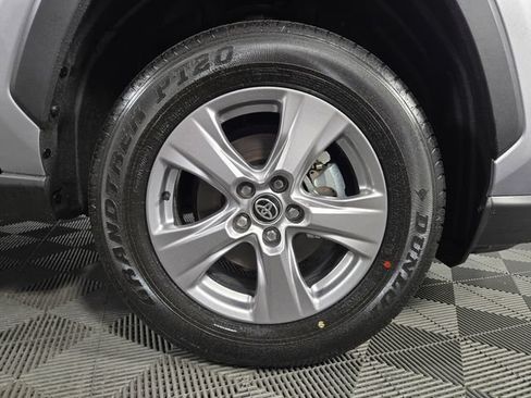 Used 2025 Toyota RAV4 XLE w/ Convenience Package FWD image 11