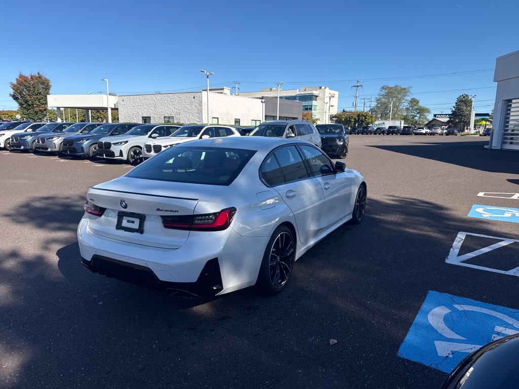 Certified 2025 BMW M340i xDrive w/ Premium Package AWD/4WD image 5