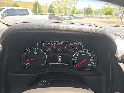Used 2018 GMC Yukon SLT AWD/4WD image 19