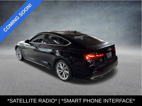 Used 2022 Audi A5 2.0T Premium image 3