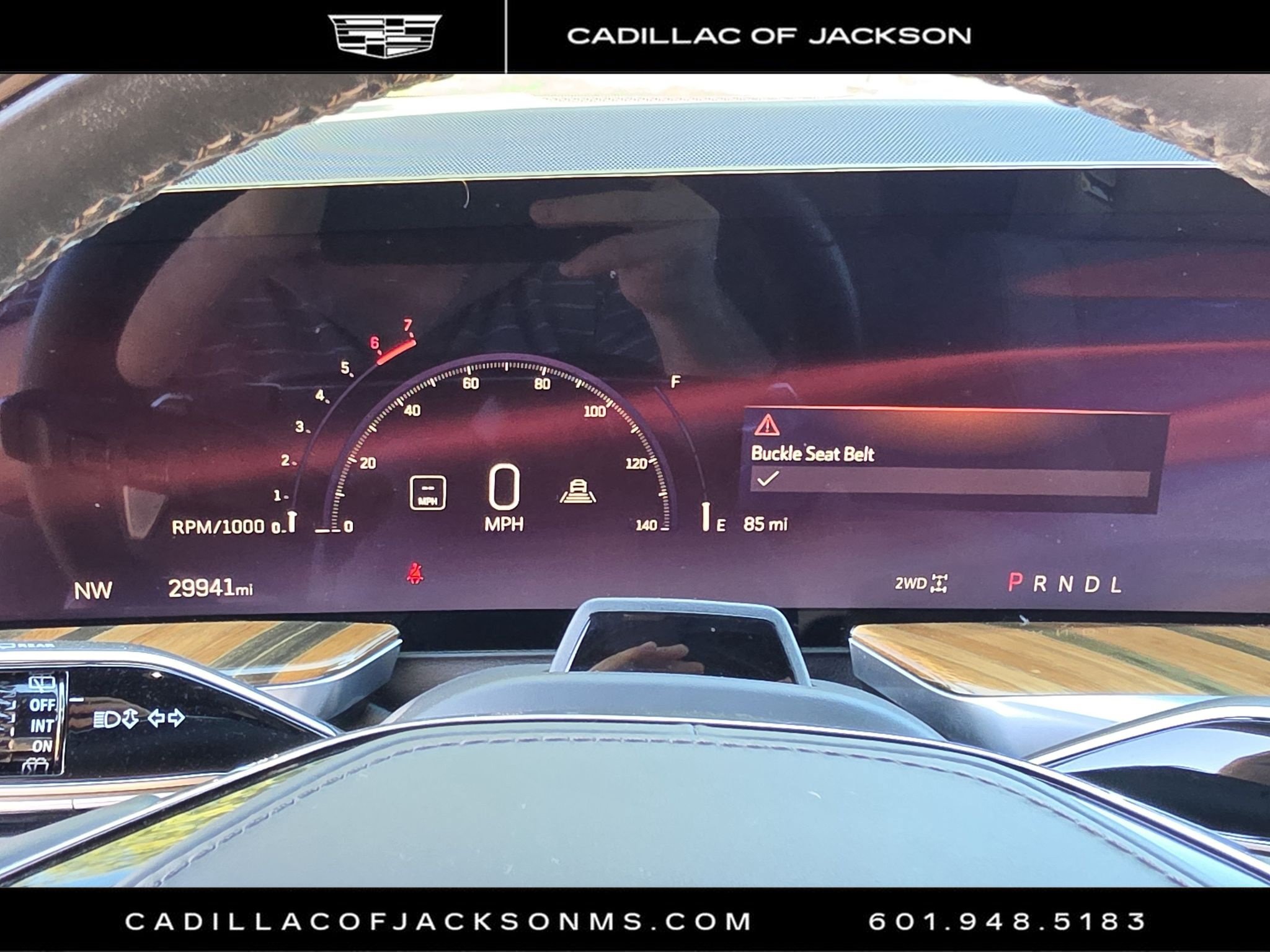 Used 2025 Cadillac Escalade Sport Platinum w/ LPO, Floor Liner Package AWD/4WD image 9