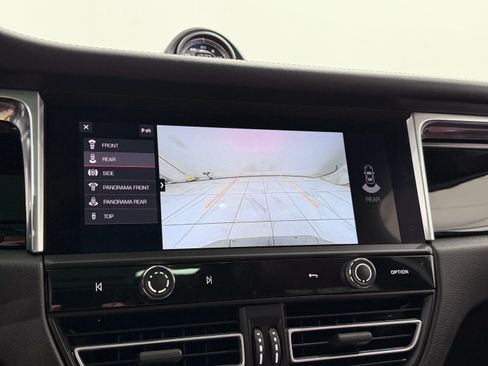 Certified 2023 Porsche Macan S AWD/4WD image 45