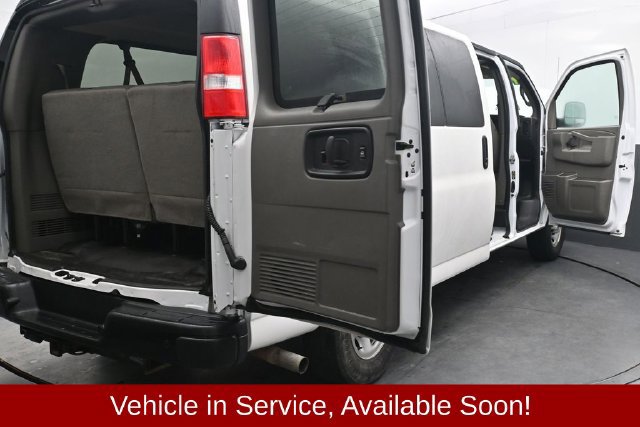 Used 2024 Chevrolet Express 3500 LS RWD image 44