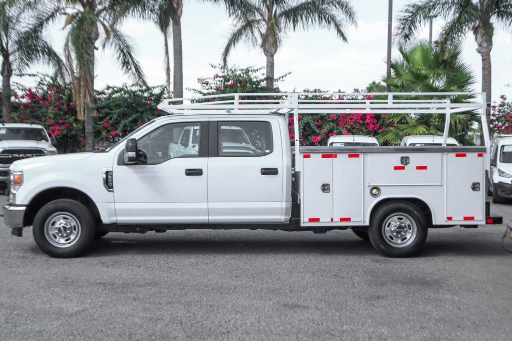 Used 2022 Ford F250 XL w/ Power Equipment Group RWD image 5