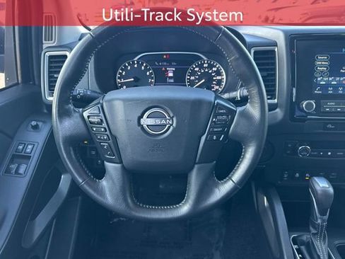 Used 2023 Nissan Frontier SV w/ SV Convenience Package image 19