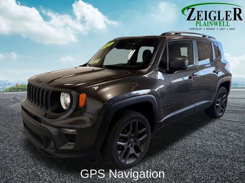 Used 2021 Jeep Renegade Latitude AWD/4WD image 2