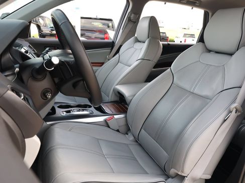 Used 2017 Acura MDX FWD w/ Advance Package image 30