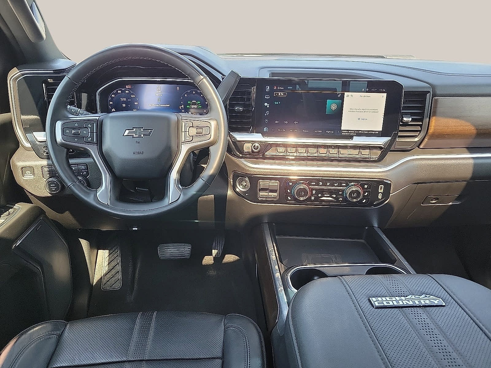 Used 2024 Chevrolet Silverado 2500 High Country w/ High Country Premium Package AWD/4WD image 11