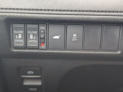 Used 2025 Honda Odyssey EX-L image 15