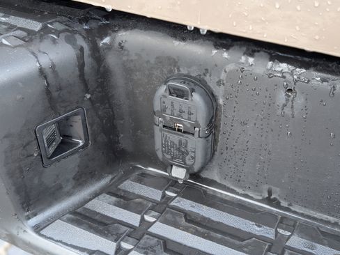 Used 2023 Nissan Frontier PRO-4X w/ Pro Convenience Package image 43