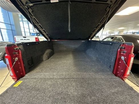 Used 2022 Ford F150 Lariat w/ Equipment Group 502A High image 27