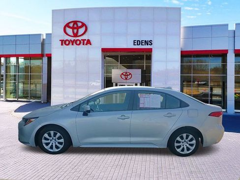 Used 2024 Toyota Corolla LE image 9