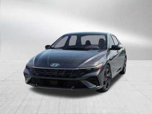 New 2026 Hyundai Elantra Sport FWD image 6
