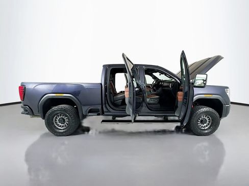 Used 2024 GMC Sierra 2500 Denali Ultimate AWD/4WD image 28