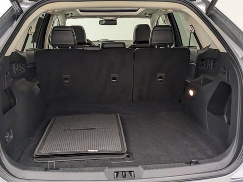 Certified 2022 Ford Edge SEL w/ Convenience Package image 8