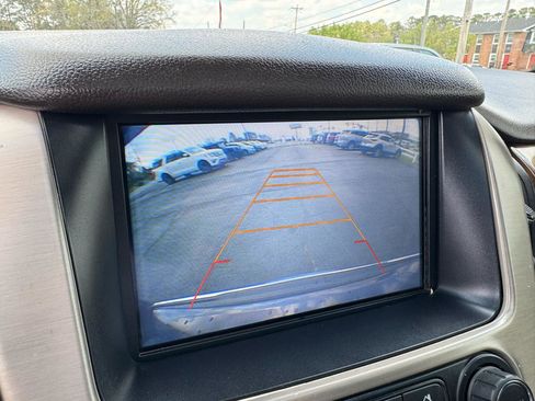 Used 2017 GMC Yukon Denali w/ Open Road Package image 30