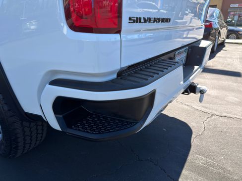 Used 2021 Chevrolet Silverado 1500 RST w/ Z71 Off-Road Package image 18