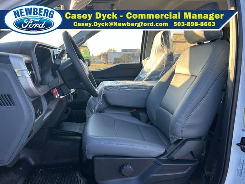 New 2026 Ford F250 XL w/ XL Chrome Package image 15