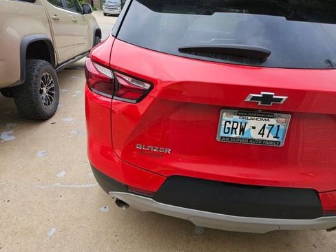 Used 2022 Chevrolet Blazer LT FWD image 3