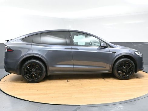 Used 2023 Tesla Model X image 7