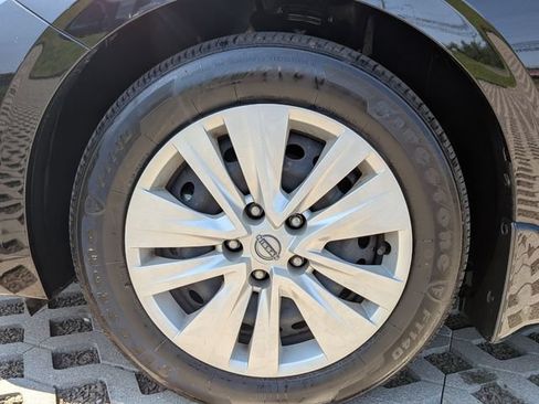 Used 2024 Nissan Sentra S FWD image 10