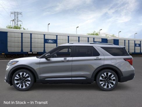 New 2026 Ford Explorer Platinum w/ LUX Leather Package AWD/4WD image 3