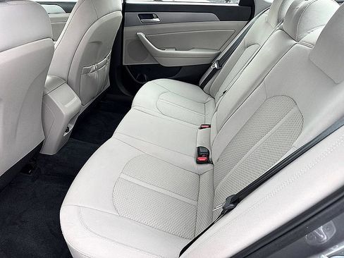 Used 2018 Hyundai Sonata SEL FWD image 8