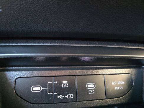 Used 2025 Kia K5 LXS FWD image 19