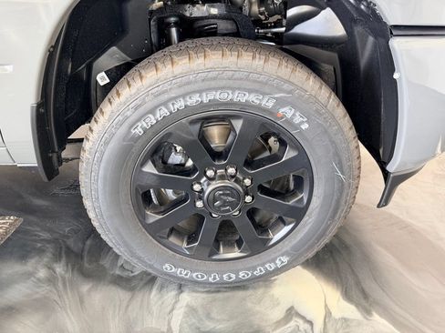 New 2026 RAM 2500 Laramie AWD/4WD image 25