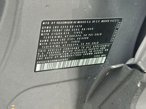 Used 2022 Volkswagen Taos SE image 25