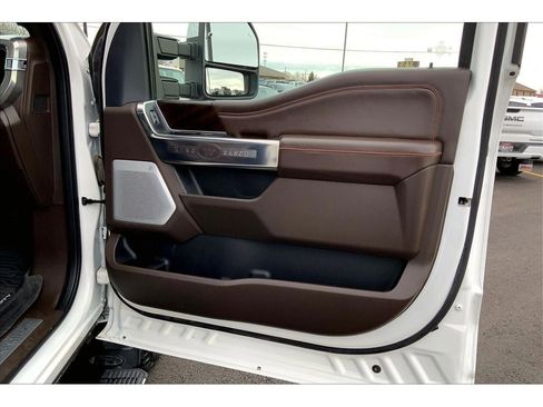 Used 2025 Ford F350 King Ranch w/ Chrome Package image 26