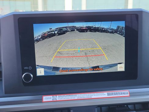 Certified 2025 Toyota Tacoma SR5 image 32