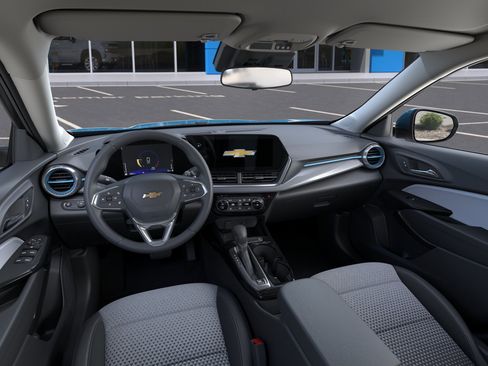 New 2026 Chevrolet Trax LT w/ Driver Confidence Package image 44