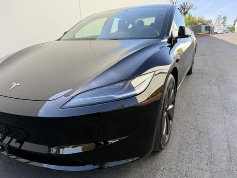Used 2025 Tesla Model 3 Long Range AWD/4WD image 5