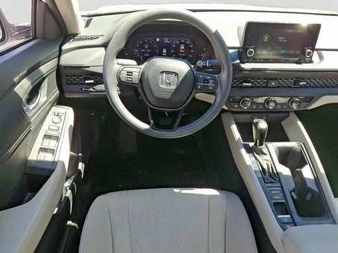 Certified 2023 Honda Accord EX image 11