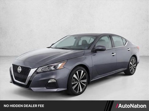 Used 2021 Nissan Altima 2.5 SV FWD image 1