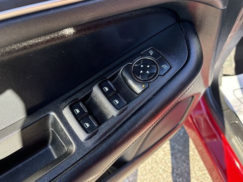 Used 2022 Ford Edge SEL w/ Convenience Package image 17