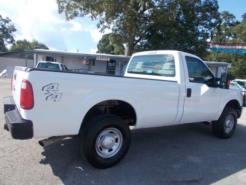 Used 2016 Ford F250 XL w/ Power Equipment Group AWD/4WD image 3
