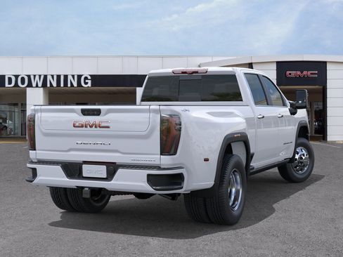 New 2026 GMC Sierra 3500 Denali Ultimate image 4