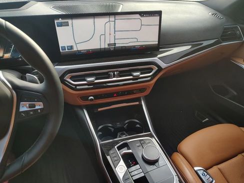 Used 2023 BMW 330i xDrive 330i xDrive w/ Premium Package image 23