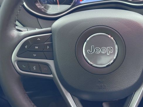 Used 2022 Jeep Cherokee Latitude Lux image 22