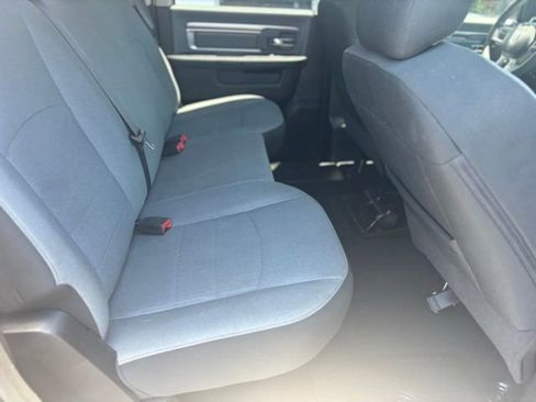 Used 2021 RAM 1500 Classic SLT RWD image 14