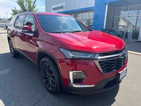 Used 2023 Chevrolet Traverse RS AWD/4WD image 8