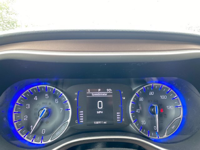 Used 2021 Chrysler Voyager Lxi FWD image 23