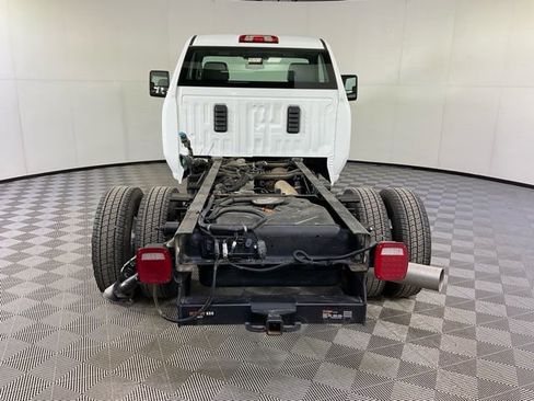 Used 2024 Chevrolet Silverado 3500 W/T image 6
