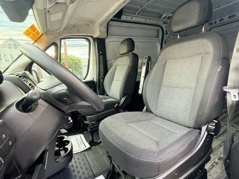 Used 2023 RAM ProMaster 2500 FWD image 11