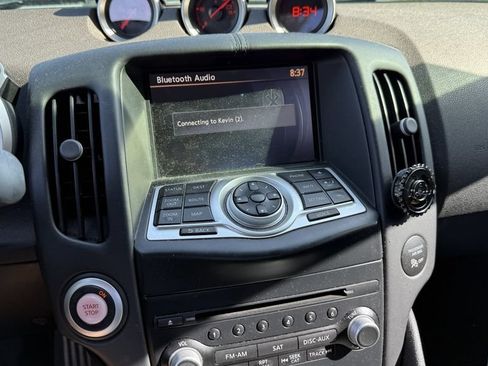 Used 2010 Nissan 370Z Touring w/ Sport Pkg RWD image 4